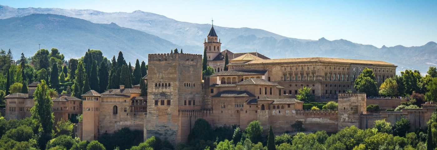 Gestión de casas vacacionales en Granada cómo rentabilizar tu vivienda en 2026